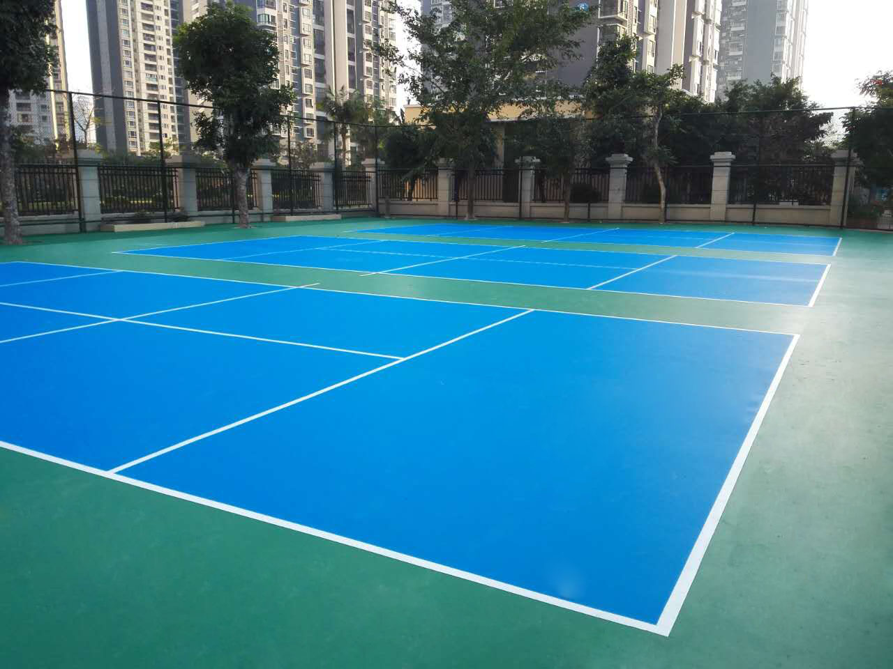 水性硅PU球場(chǎng)地坪漆，為何成為運(yùn)動(dòng)地坪環(huán)保升級(jí)的優(yōu)選？