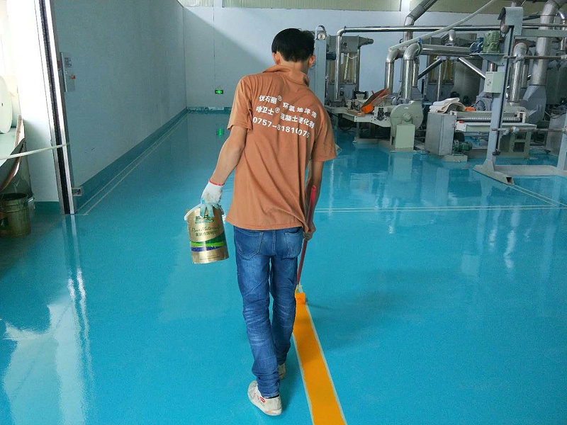 “地衛(wèi)士”環(huán)氧地坪漆翻新施工
