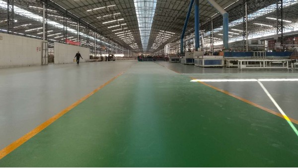新興溶洲建筑陶瓷二廠選用地衛(wèi)士環(huán)氧地坪漆工程