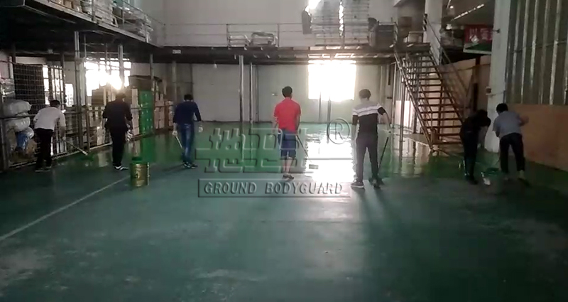 自己刷地坪漆,100平方刷地坪漆要多少材料,地衛(wèi)士地坪,自己刷地坪漆,地坪漆材料價格