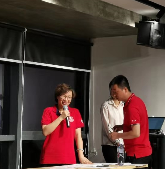 地衛士地坪漆,頭腦風暴,銷售話術,佛山環氧地坪漆廠家,地坪漆工程,地衛士參加會議