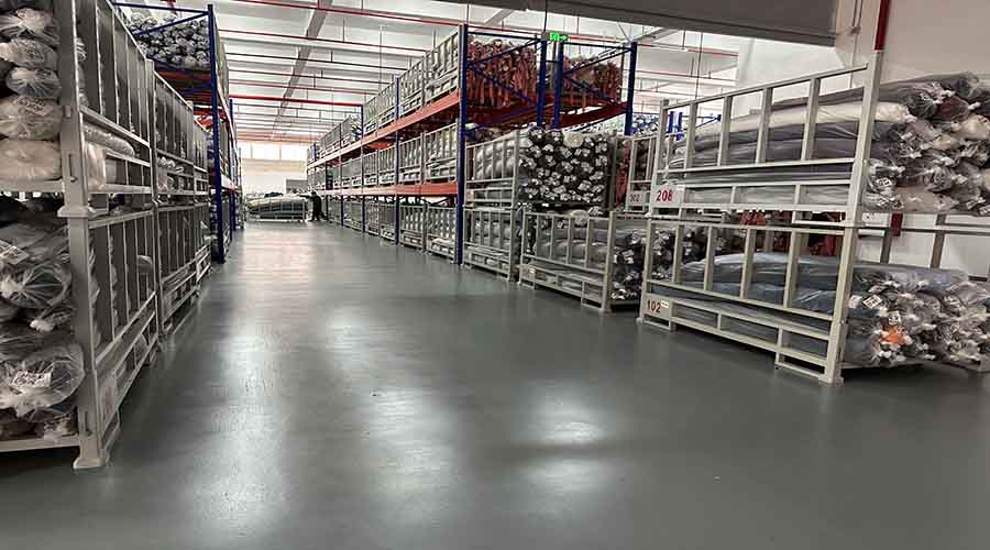 地衛士高性能水性聚氨酯砂漿自流平地坪漆在倉儲車間的應用 地衛士高性能水性聚氨酯砂漿自流平地坪漆在倉儲車間的應用