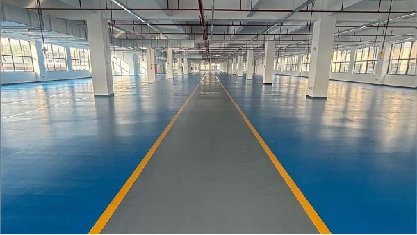 惠州包裝機械設備制造工廠車間選用超耐磨地坪漆工程